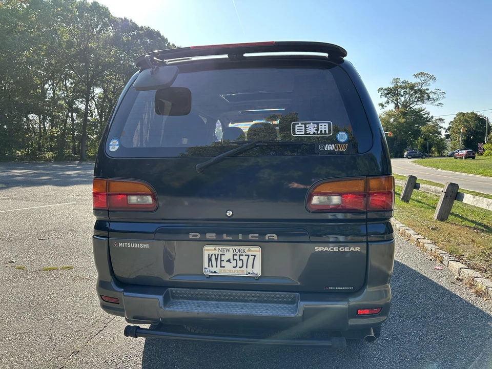 1994 Mitsubishi Delica 4th Gen - Image 14 of 31