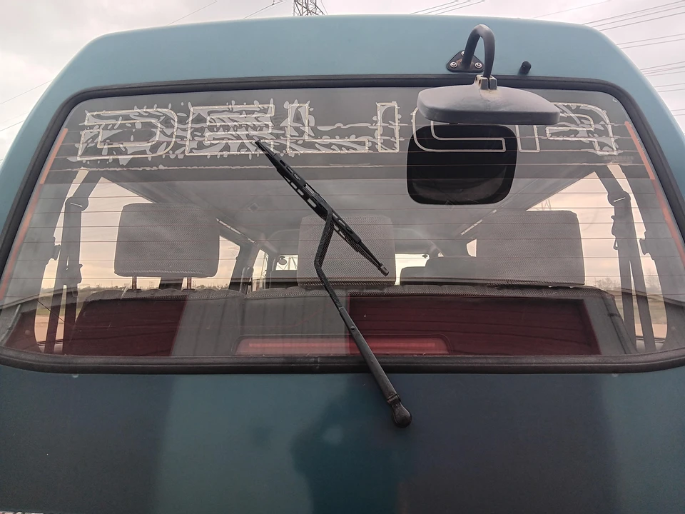1994 Mitsubishi Delica 3rd Gen - Image 16 of 31