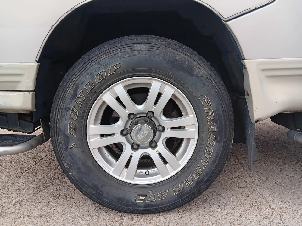 1994 Mitsubishi Delica 3rd Gen - Image 19 of 31