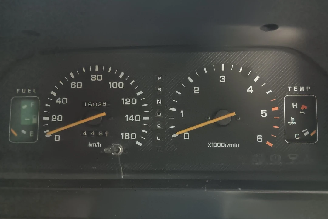 1994 Mitsubishi Delica 3rd Gen - Image 26 of 31