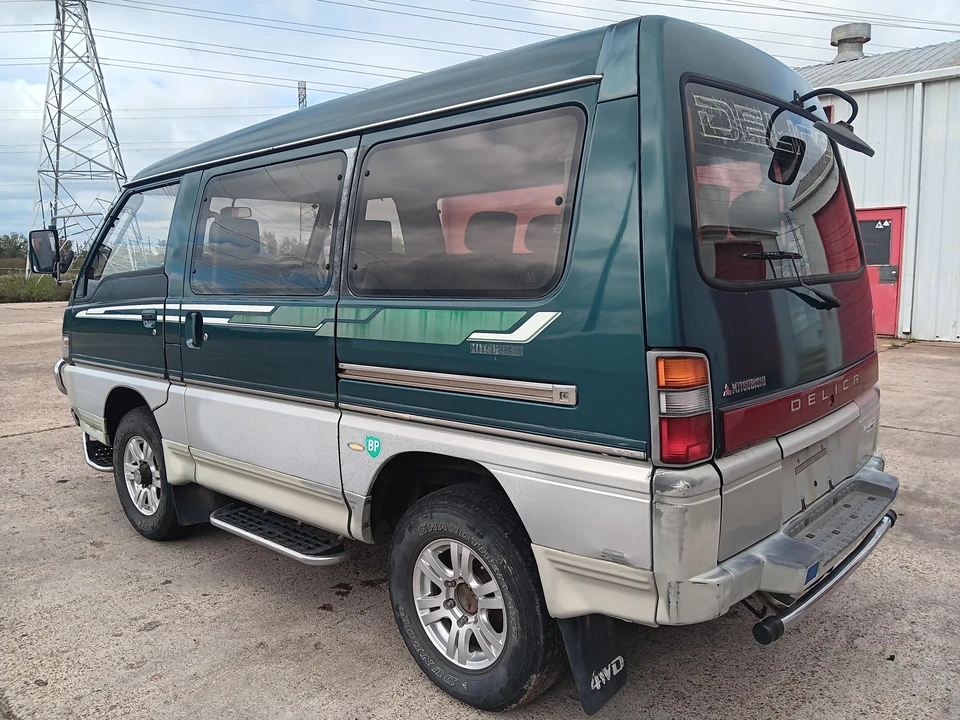 1994 Mitsubishi Delica 3rd Gen - Image 9 of 31