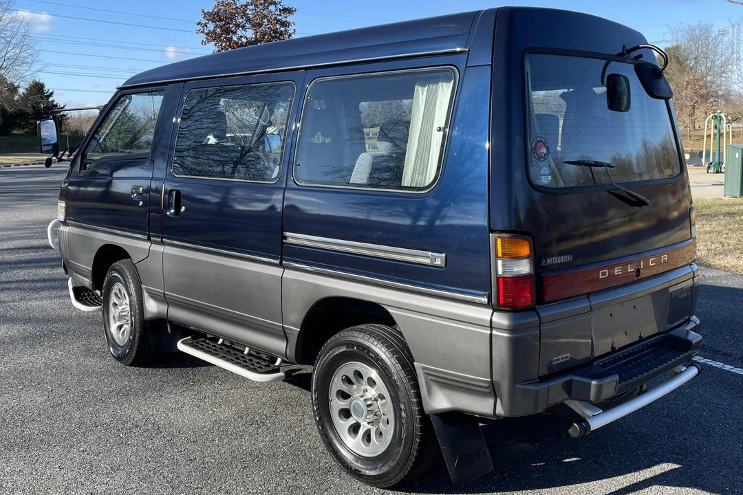 1994 Mitsubishi Delica 4th Gen - Image 4 of 5