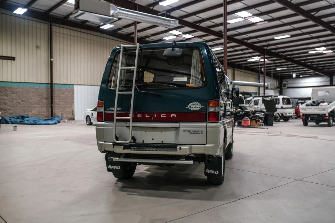 1994 Mitsubishi Delica 3rd Gen - Image 18 of 31