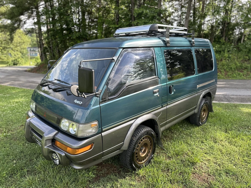 1994 Mitsubishi Delica 3rd Gen - Image 5 of 31