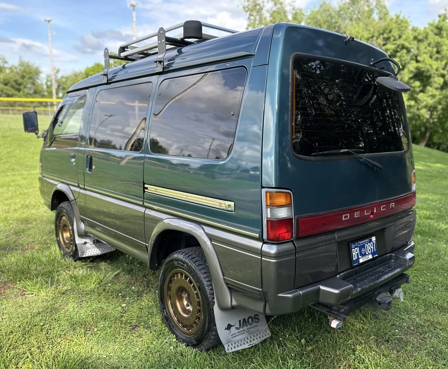 1994 Mitsubishi Delica 3rd Gen - Image 28 of 31