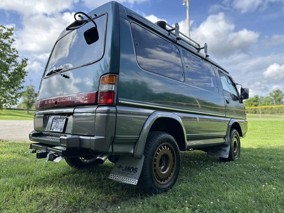 1994 Mitsubishi Delica 3rd Gen - Image 19 of 31