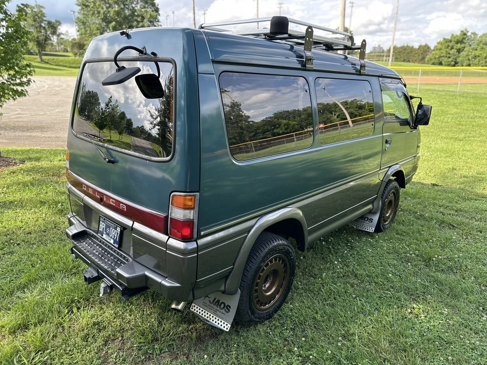 1994 Mitsubishi Delica 3rd Gen - Image 17 of 31