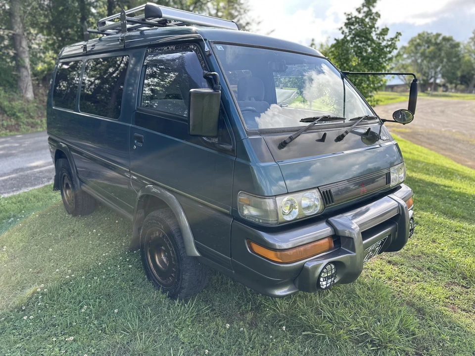 1994 Mitsubishi Delica 3rd Gen - Image 12 of 31
