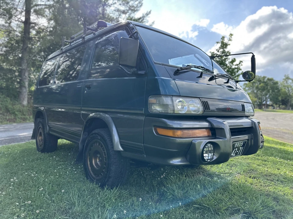1994 Mitsubishi Delica 3rd Gen - Image 10 of 31