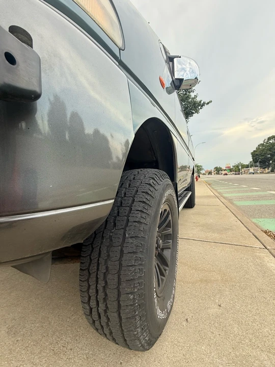 1994 Mitsubishi Delica 4th Gen - Image 14 of 21