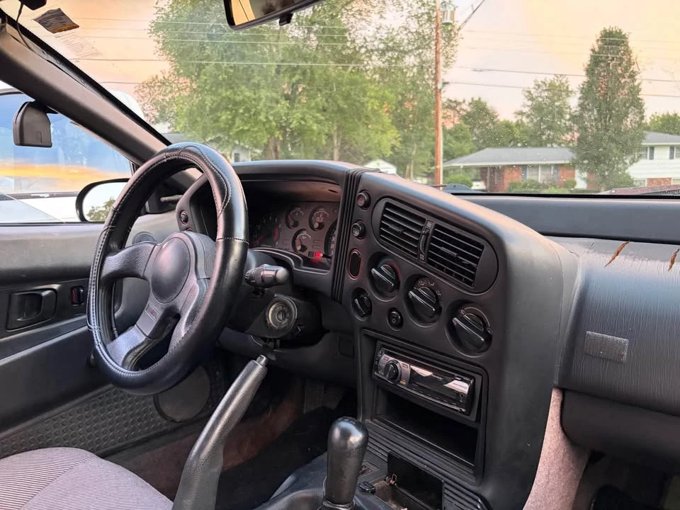 1994 Mitsubishi Eclipse 1st Gen - Image 5 of 10