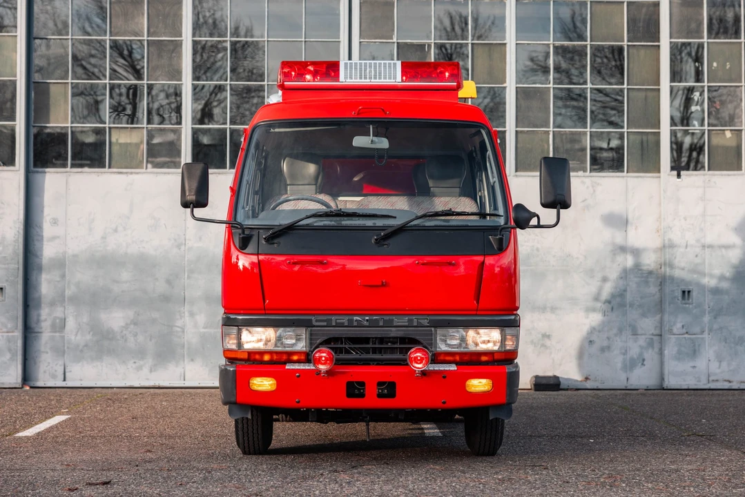 1994 Mitsubishi Fuso Canter 6th Gen - Image 3 of 31