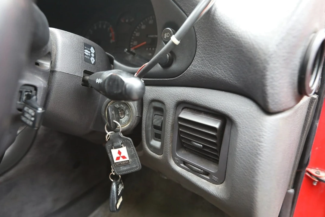 1994 Mitsubishi 3000GT Series 2 - Image 24 of 30