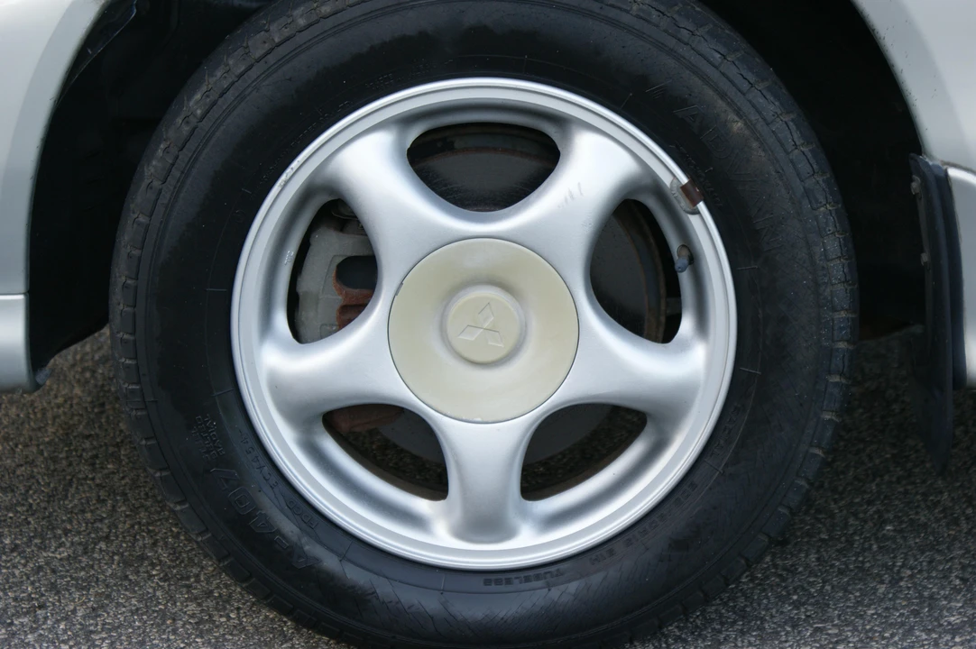 1994 Mitsubishi Galant 7th Gen - Image 31 of 31