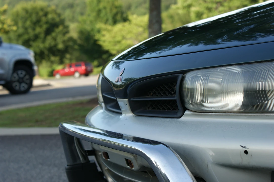 1994 Mitsubishi Galant 7th Gen - Image 14 of 31