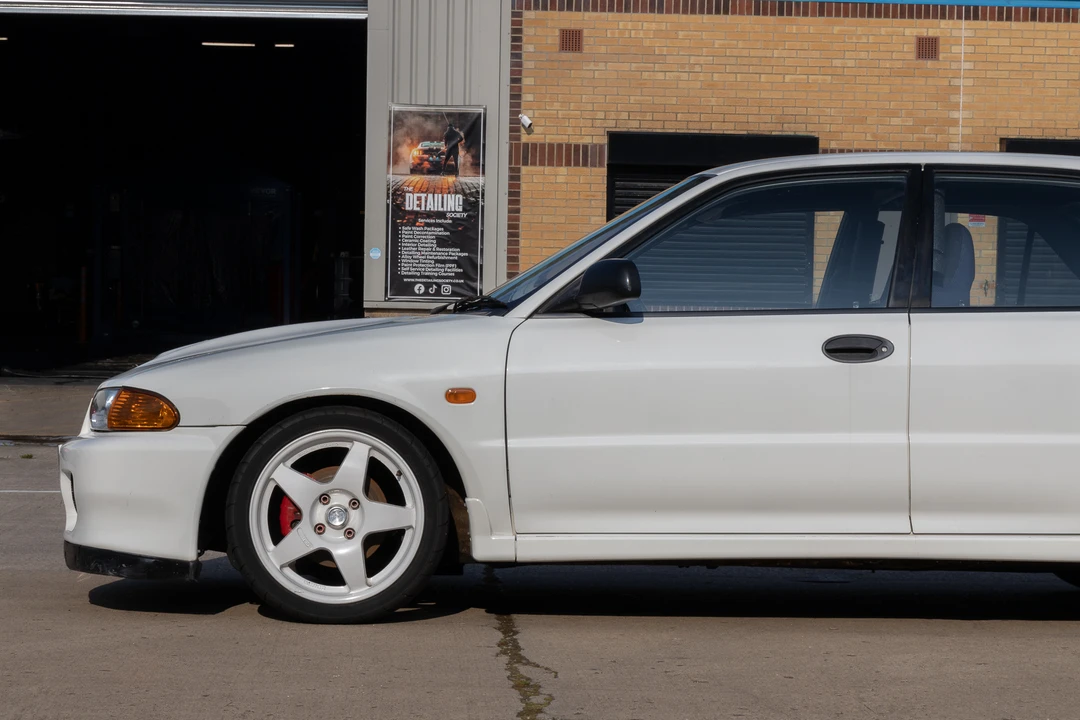 1994 Mitsubishi Lancer Evolution II 5th Gen - Image 20 of 31