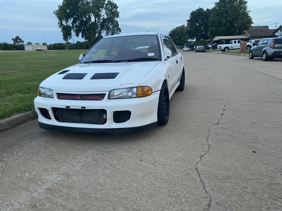 1994 Mitsubishi Lancer Evolution II 5th Gen - Image 9 of 27