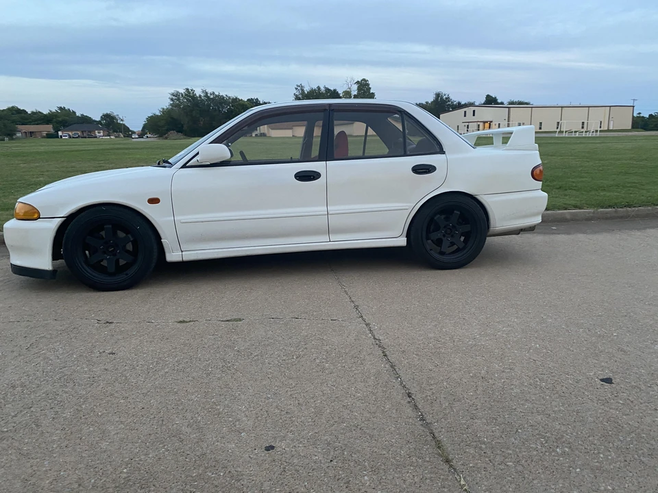 1994 Mitsubishi Lancer Evolution II 5th Gen - Image 17 of 27