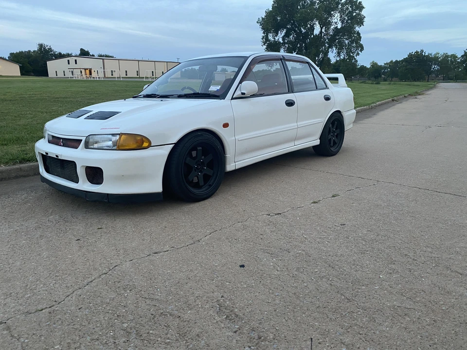 1994 Mitsubishi Lancer Evolution II 5th Gen - Image 12 of 27