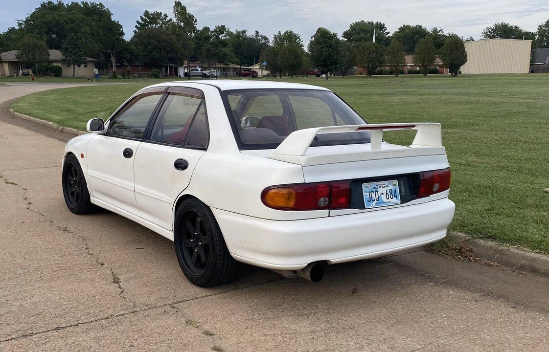 1994 Mitsubishi Lancer Evolution II 5th Gen - Image 2 of 27