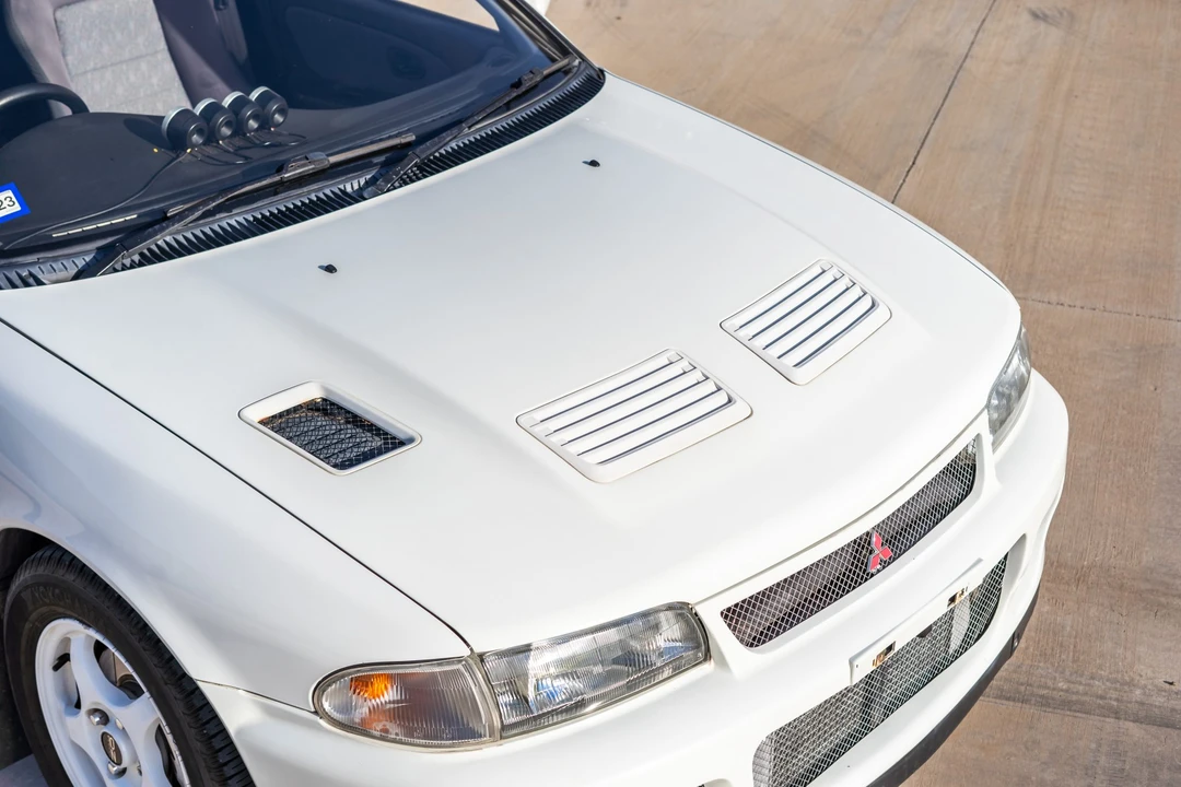 1994 Mitsubishi Lancer Evolution II 5th Gen - Image 30 of 31