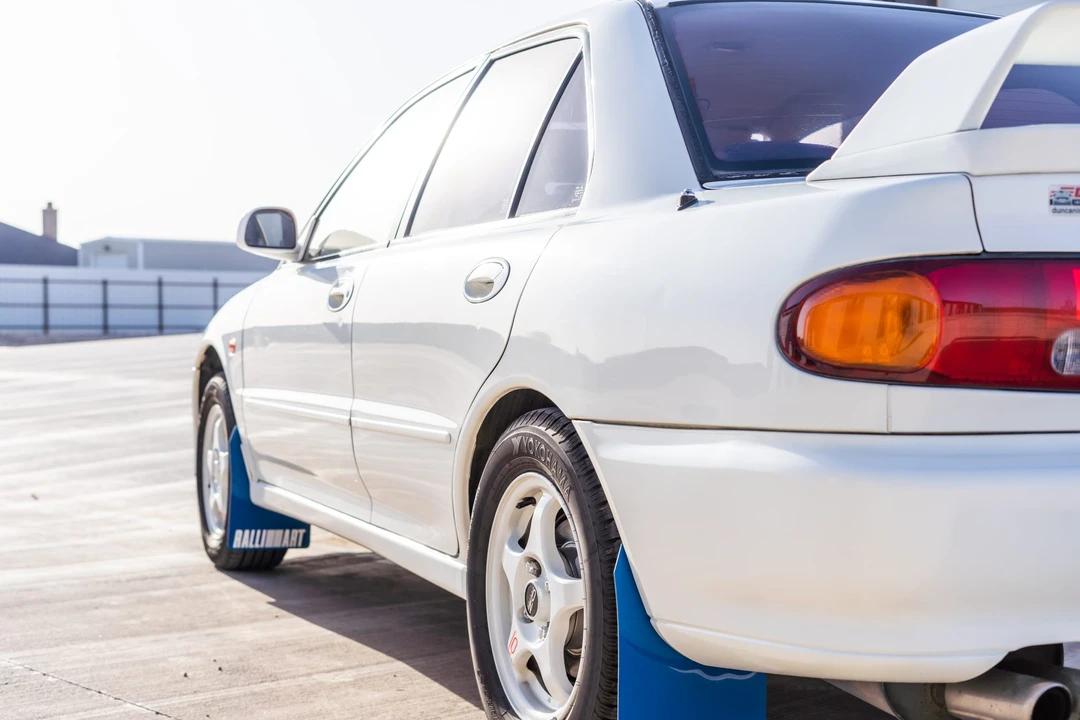 1994 Mitsubishi Lancer Evolution II 5th Gen - Image 16 of 31