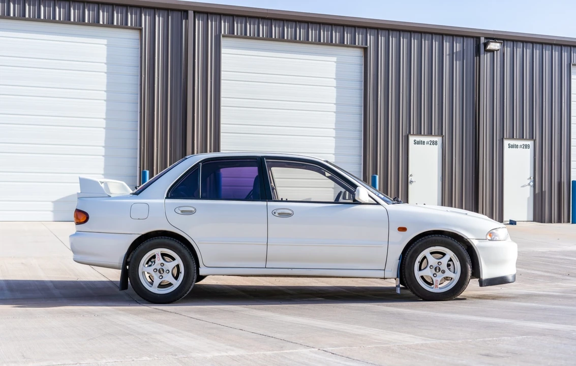 1994 Mitsubishi Lancer Evolution II 5th Gen - Image 6 of 31