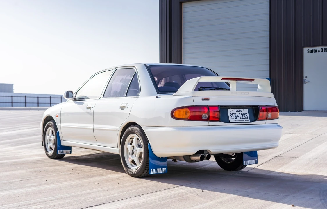 1994 Mitsubishi Lancer Evolution II 5th Gen - Image 9 of 31