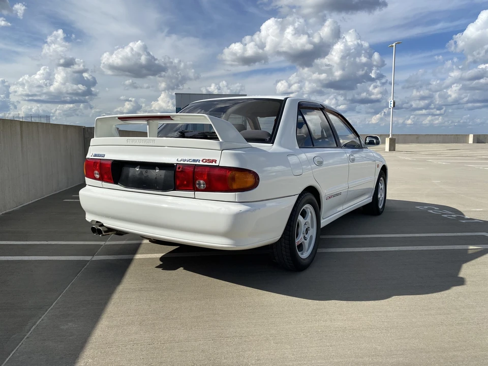 1994 Mitsubishi Lancer Evolution II 5th Gen - Image 10 of 31