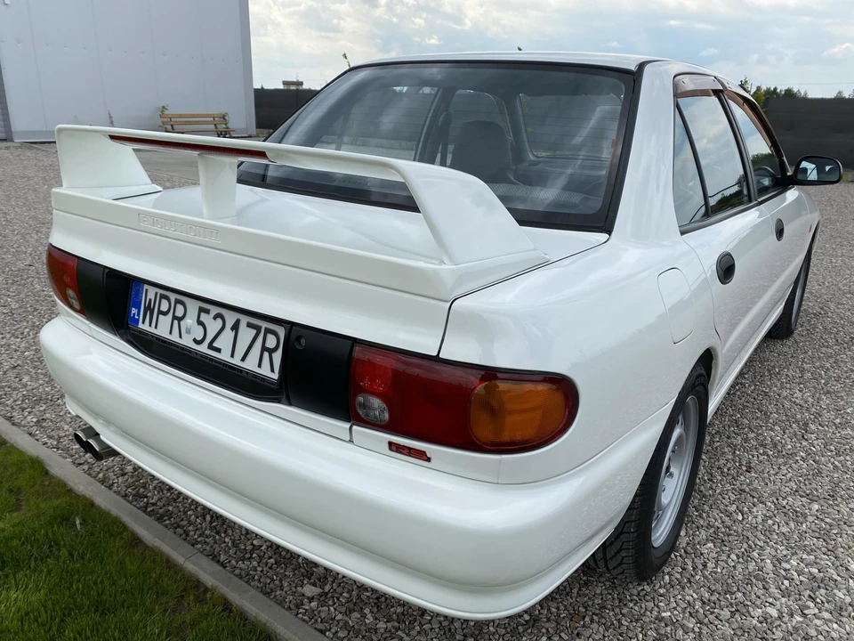 1994 Mitsubishi Lancer Evolution II 5th Gen - Image 13 of 31