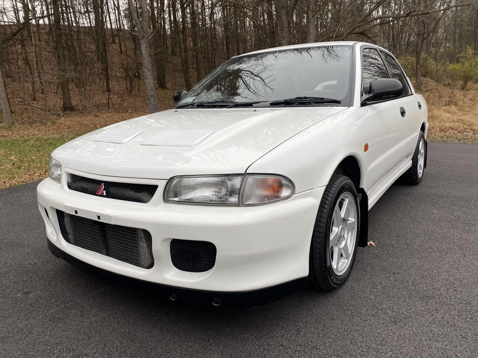 1994 Mitsubishi Lancer Evolution II 5th Gen - Image 3 of 31