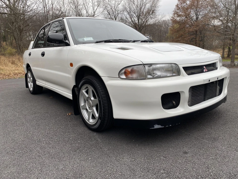 1994 Mitsubishi Lancer Evolution II 5th Gen - Image 7 of 31