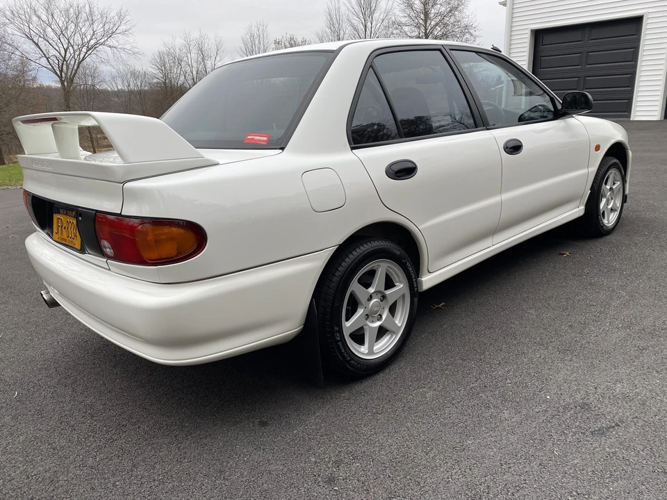 1994 Mitsubishi Lancer Evolution II 5th Gen - Image 12 of 31