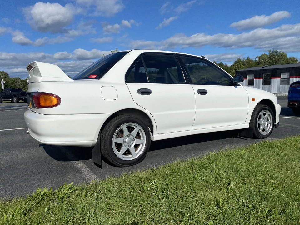 1994 Mitsubishi Lancer Evolution II 5th Gen - Image 11 of 31