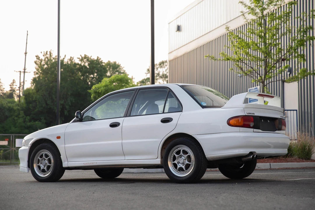 1994 Mitsubishi Lancer Evolution II 5th Gen - Image 15 of 31
