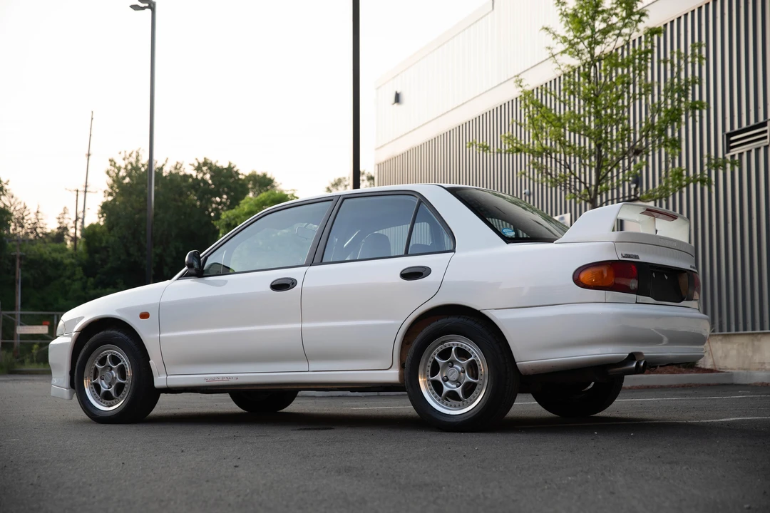 1994 Mitsubishi Lancer Evolution II 5th Gen - Image 16 of 31