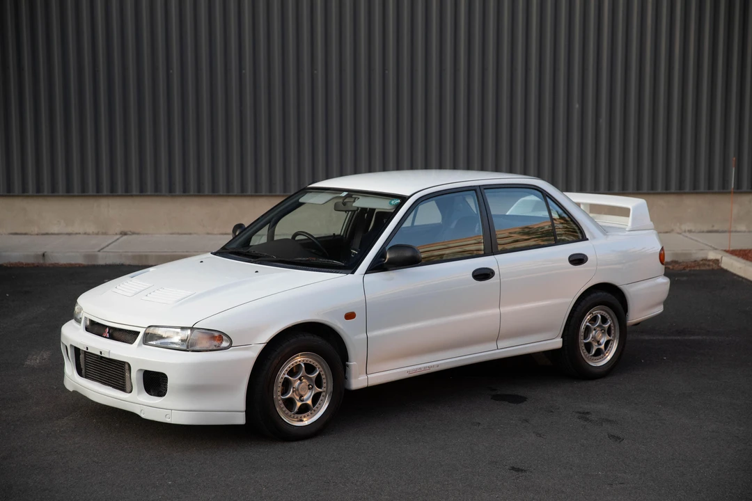 1994 Mitsubishi Lancer Evolution II 5th Gen - Image 12 of 31