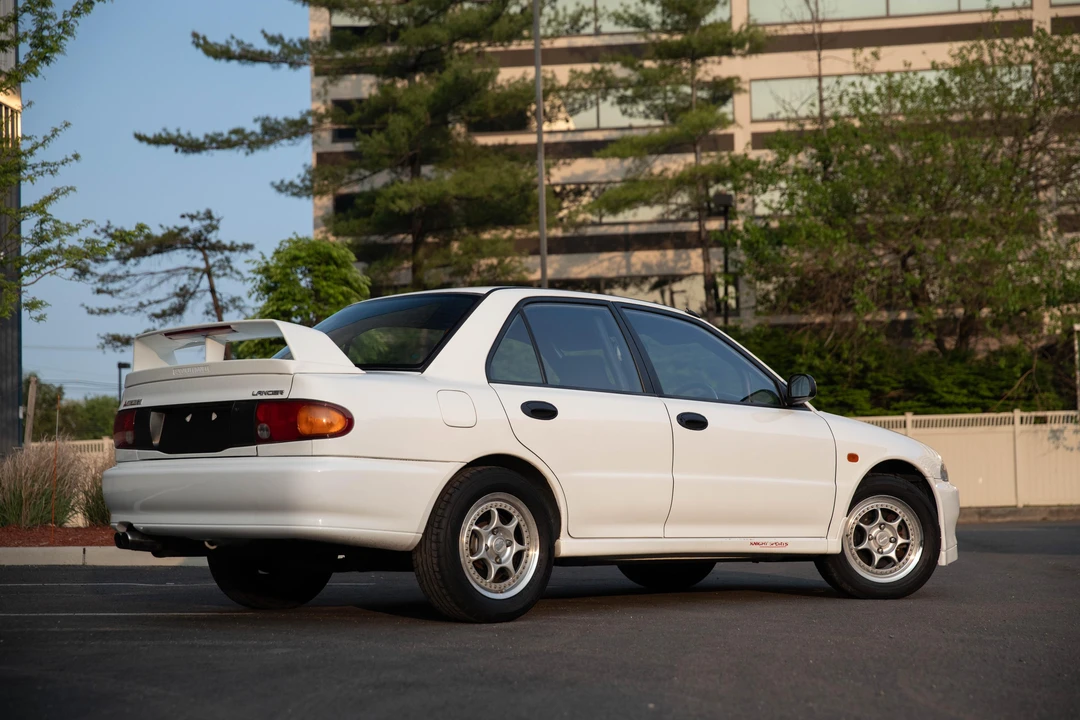 1994 Mitsubishi Lancer Evolution II 5th Gen - Image 19 of 31