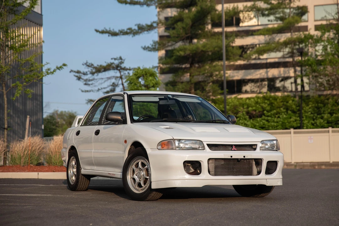 1994 Mitsubishi Lancer Evolution II 5th Gen - Image 25 of 31