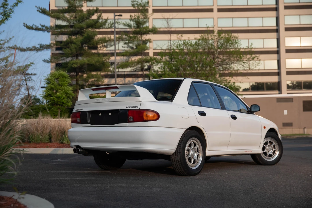 1994 Mitsubishi Lancer Evolution II 5th Gen - Image 18 of 31