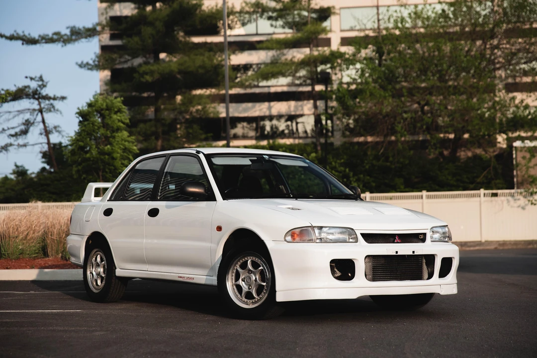 1994 Mitsubishi Lancer Evolution II 5th Gen - Image 23 of 31