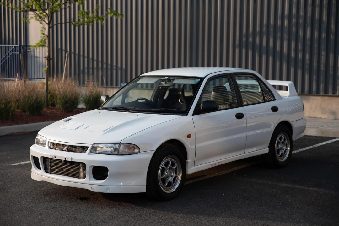 1994 Mitsubishi Lancer Evolution II 5th Gen - Image 9 of 31