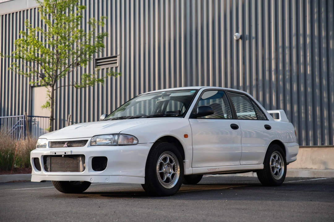 1994 Mitsubishi Lancer Evolution II 5th Gen - Image 10 of 31