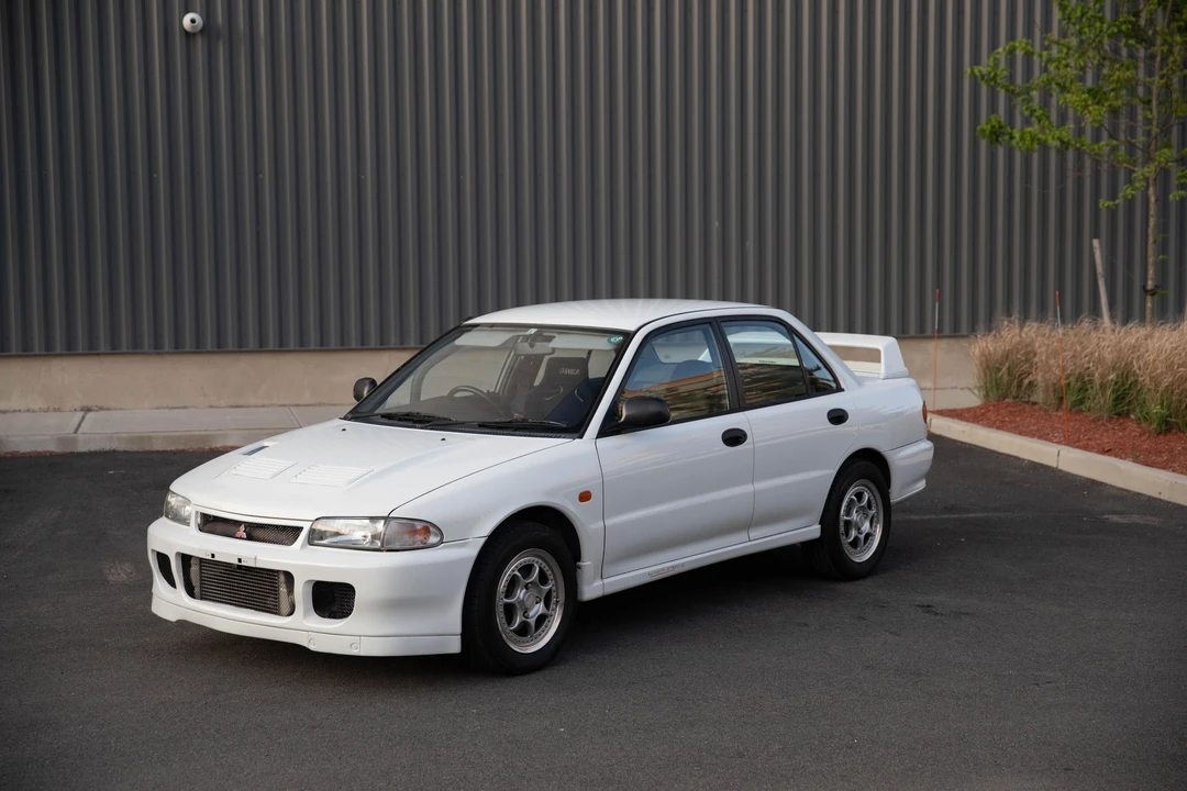 1994 Mitsubishi Lancer Evolution II 5th Gen - Image 8 of 31