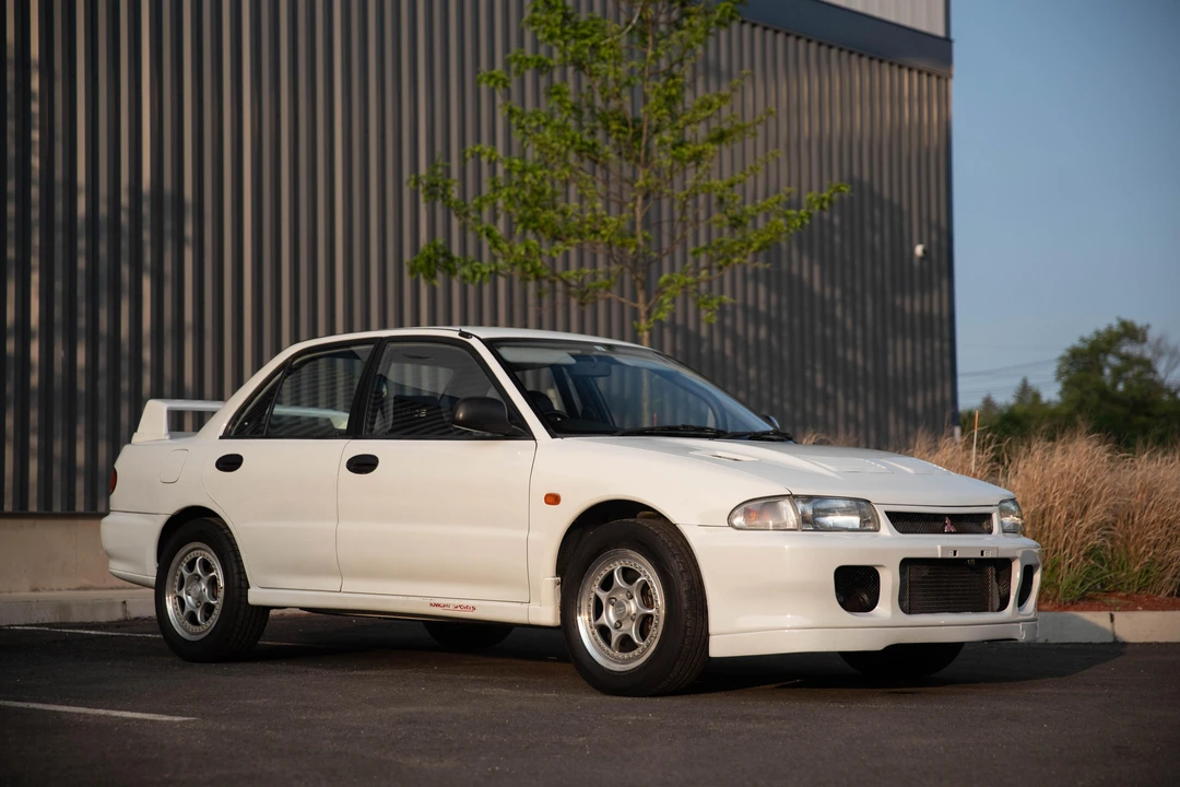 1994 Mitsubishi Lancer Evolution II 5th Gen - Image 21 of 31