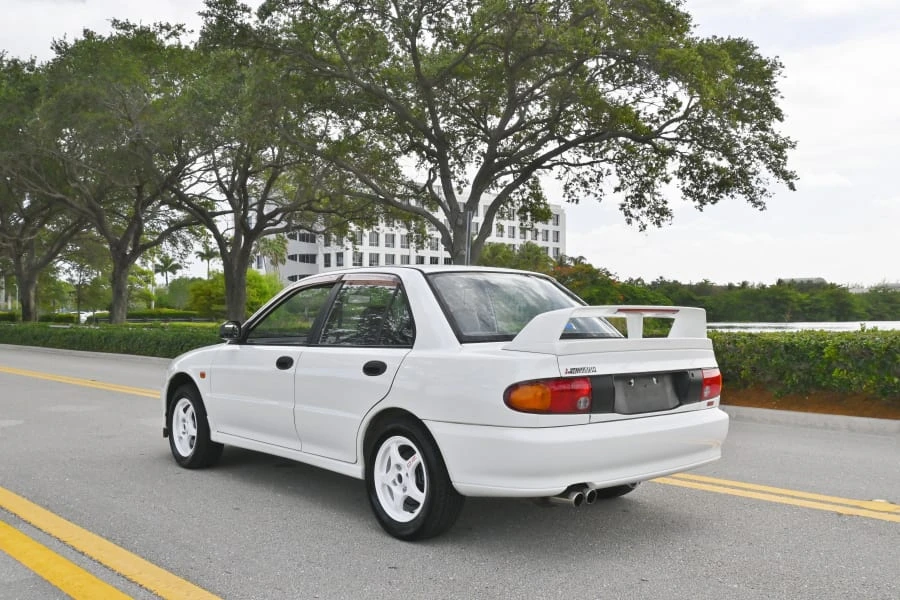 1994 Mitsubishi Lancer Evolution I 5th Gen - Image 2 of 13