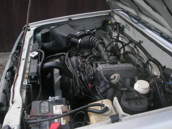 1994 Mitsubishi Triton 2nd Gen - Image 2 of 31
