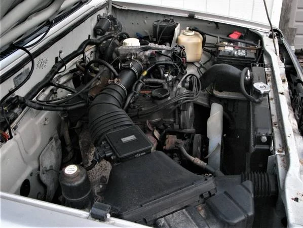 1994 Mitsubishi Triton 2nd Gen - Image 14 of 31