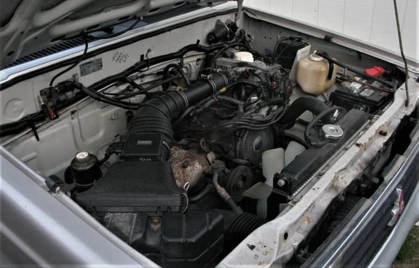 1994 Mitsubishi Triton 2nd Gen - Image 13 of 31