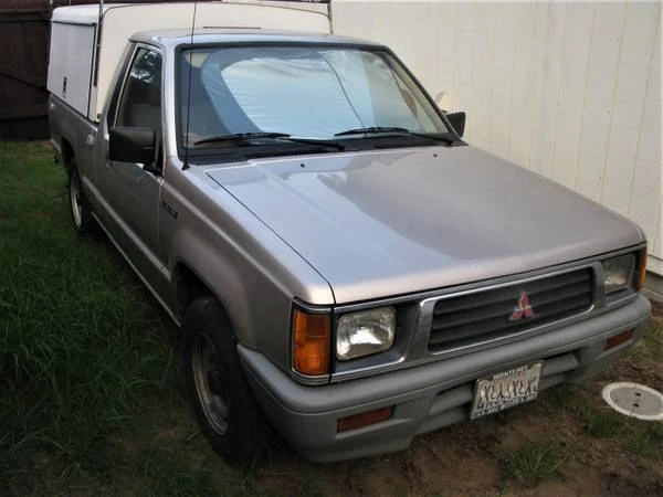 1994 Mitsubishi Triton 2nd Gen - Image 6 of 31
